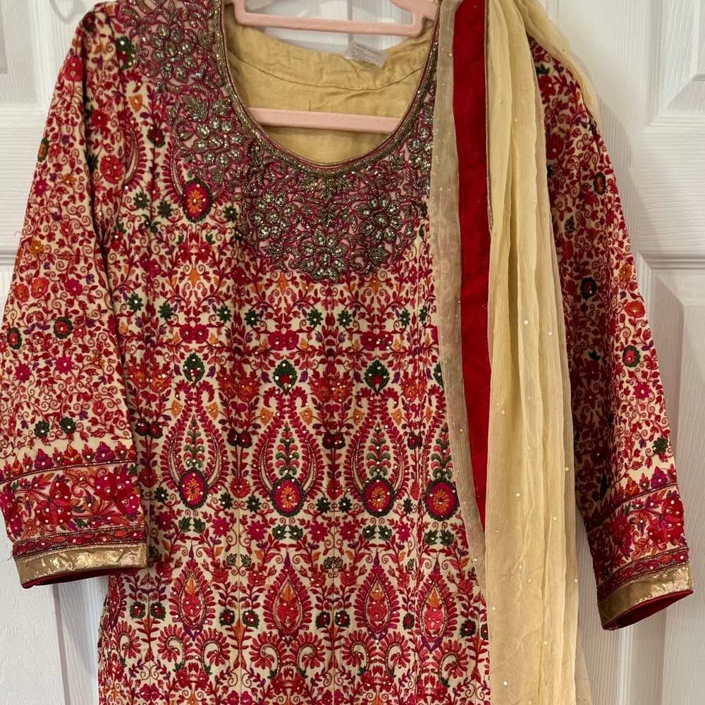 Indian pakistani dress